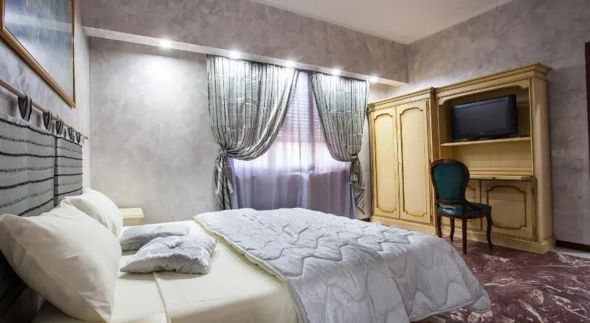 Casa Romana - Image 1