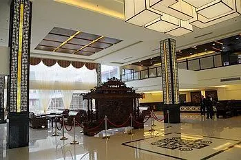 Jiu Hu Shan Hotel - Image 1