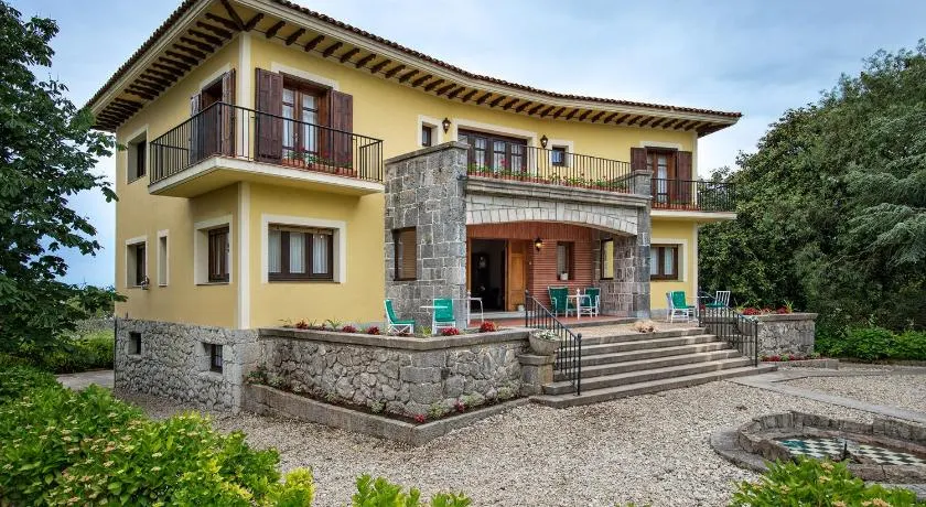 Hotel Hontoria - Image 1