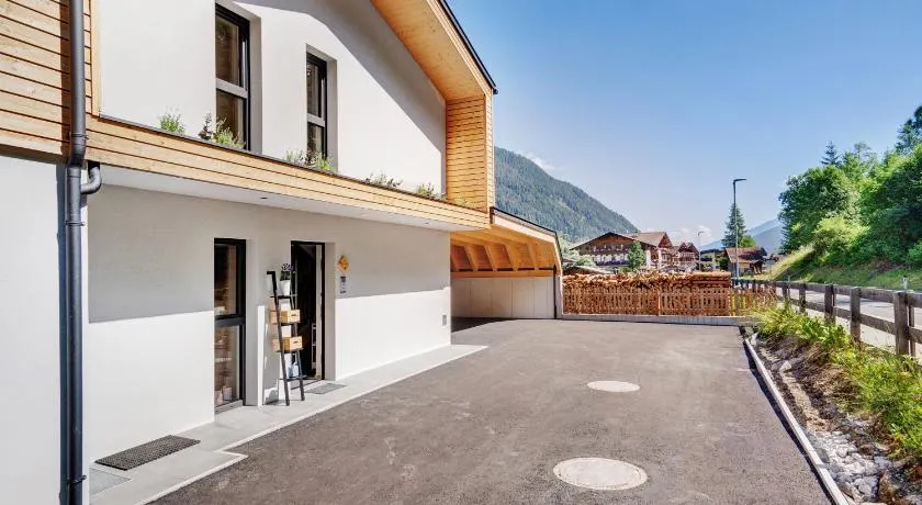 Fantastico appartamento adatto alle famiglie con giardino e terrazza | Vista sulla montagna | Ammette animali domestici - Image 1