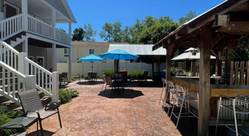 Bodee's Bungalow Adults Only Couples Only Boutique Hotel - Image 1