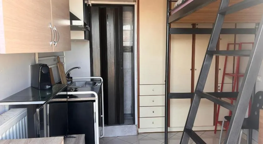 Terrace View Studio - Image 1
