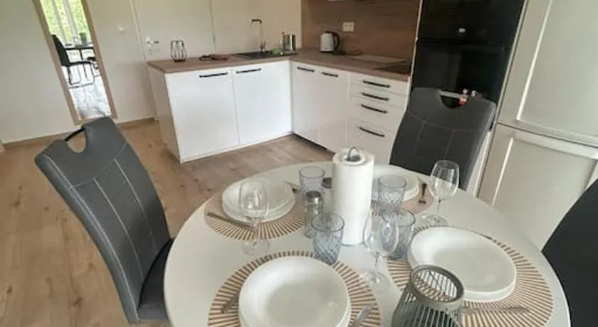 Modern aparment in Moruse compex with free parking - Image 1