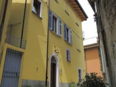 La Casa Del Poeta - Image 1
