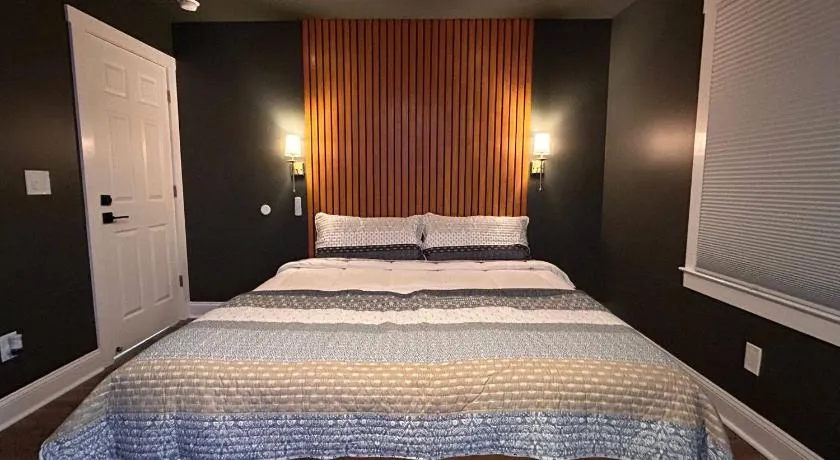 Romes Escape to Modern Luxury Hidden Gem - Image 1