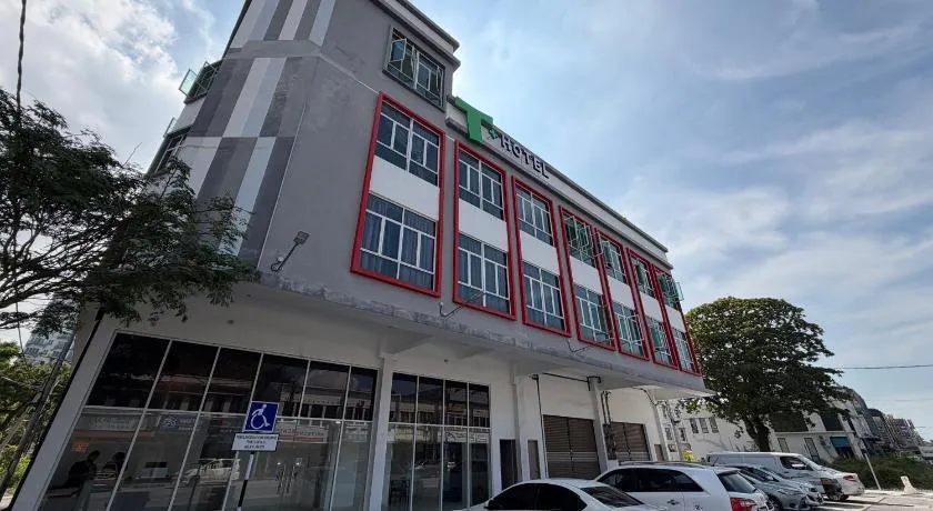 T Plus Hotel Bagan - Image 1