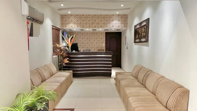 Royal Inn Hotel - Image 1