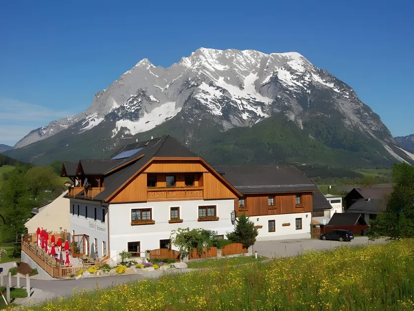 Gasthof Grabenwirt - Image 1