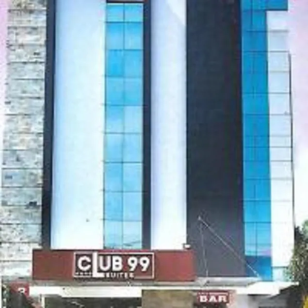 Club 99 Suites - Image 1