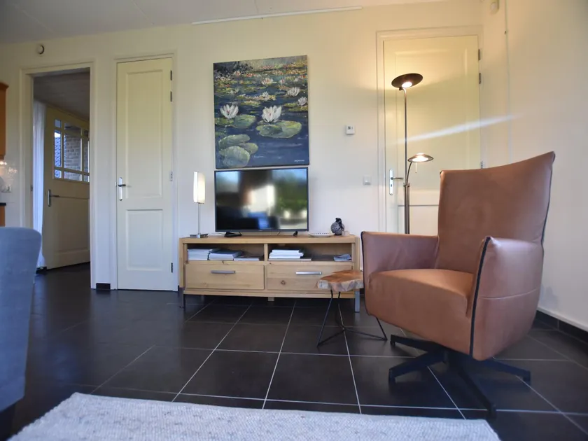 Rural holiday home with terrace - Image 1