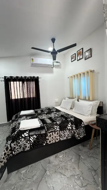 Eva Beach Side Room - Image 1