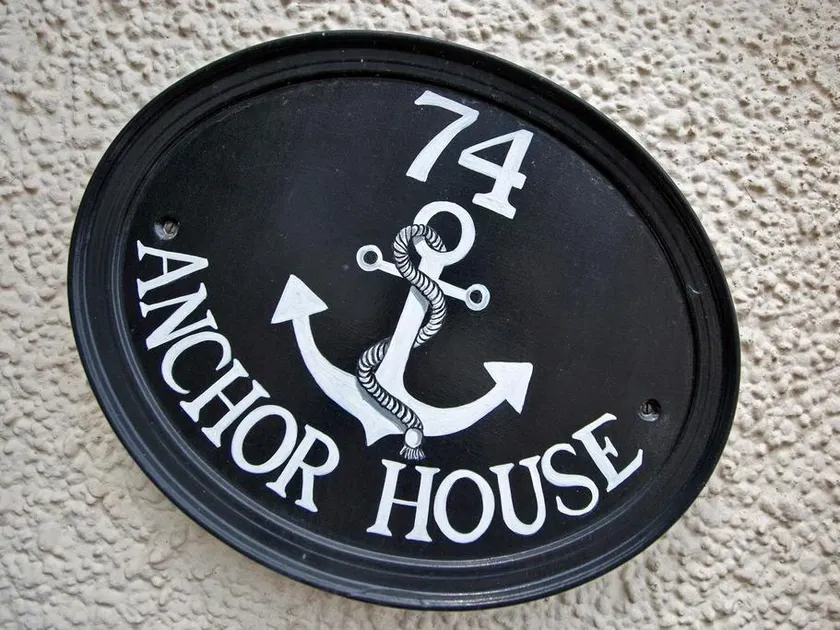 Anchor House - Image 1