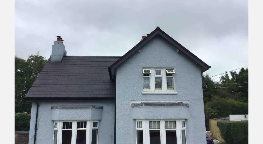 The Blue Cottage - Image 1