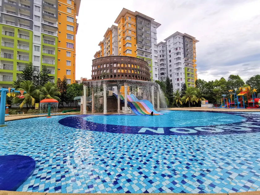 FHS Water Themepark Resort Melaka Town City Tengah - Image 1