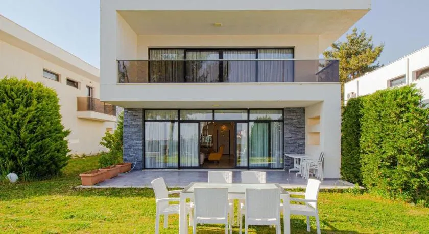 DELUXE VİLLA Kuşadası - Image 1