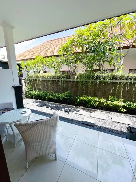 Suite 7 at TWIN GUEST HOUSE at Batu Belig - Image 1