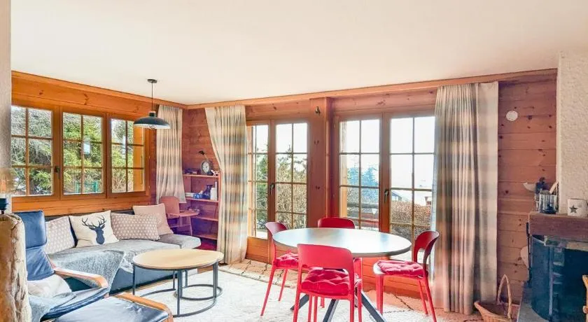Centered Ski/Swim Ap. w/ private yard & fireplace - Image 1