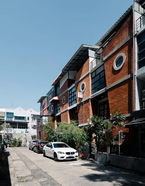 Mitt Haus (Lat Phrao Soi 5) - Image 1
