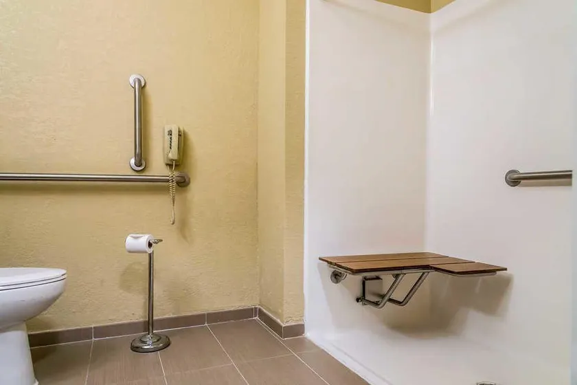 Lexington Inn & Suites of Stillwater/Minneapolis - Image 1