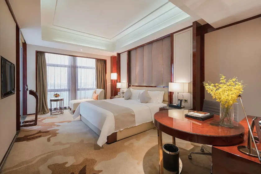 Winner Ambassador Hotel - Image 1