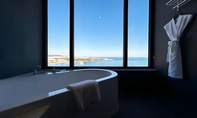 Ulsan Tanibay Hotel & Wedding - Image 1