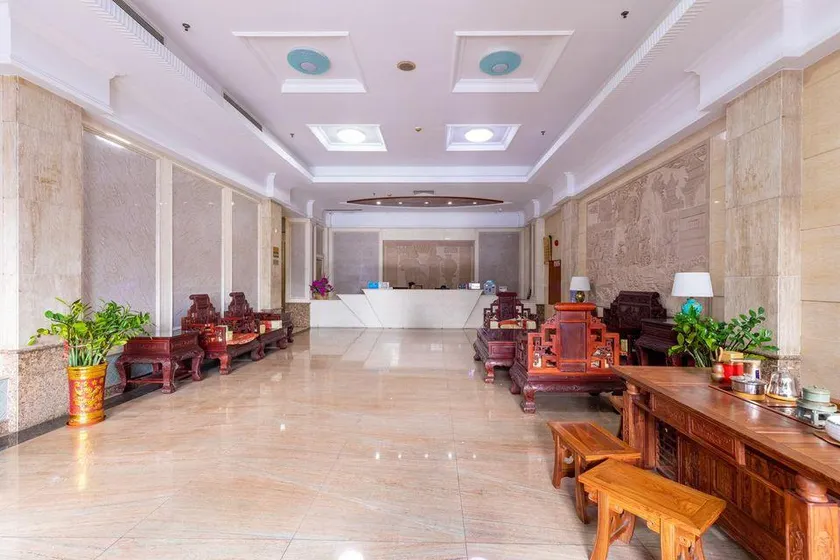 MIduo Hotel (Daxin Lighting Wholesale Center) - Image 1