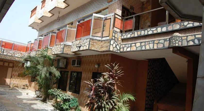 Benin Hotel Terminus - Image 1