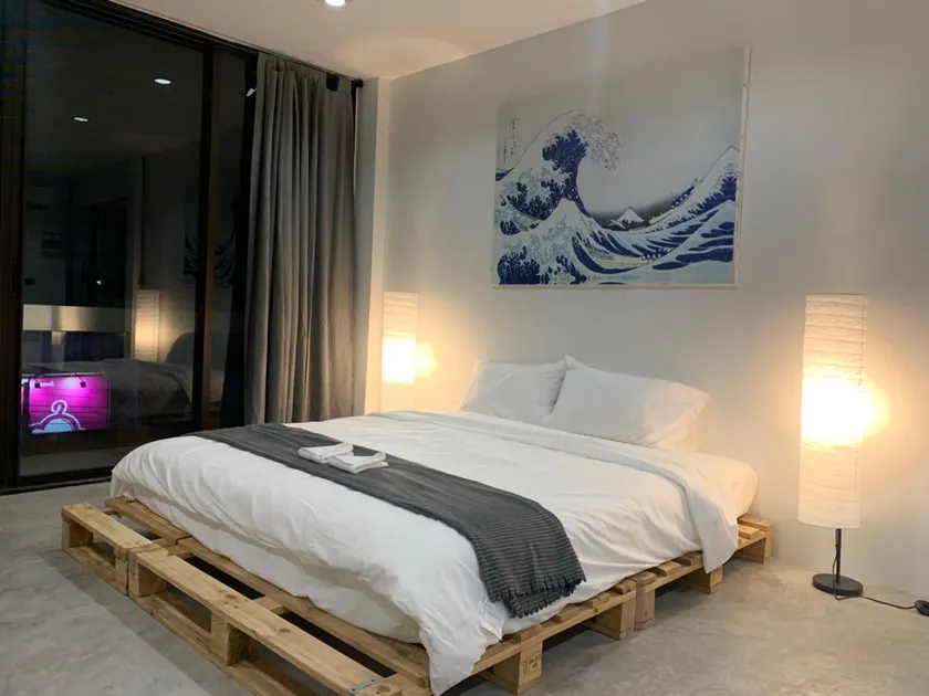 The Corner Bedroom (เดอะ คอนเนอร์ เบดรูม) - Image 1
