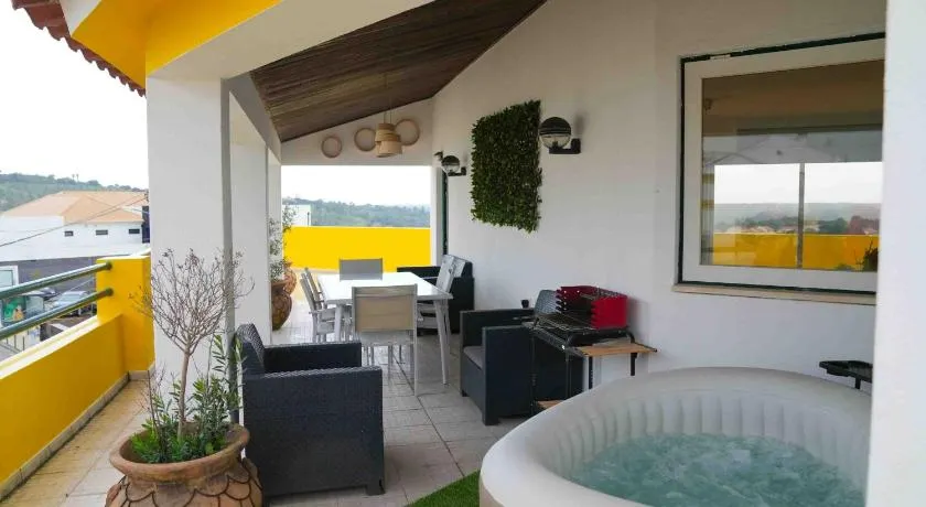 Lake View House _ Montargil - Image 1