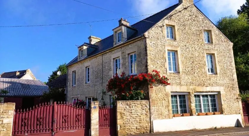 Heritage stone house BnB with Gourmet Breakfast - Chambres d'hôtes de charme entre Bayeux et les plages du débarquement - Image 1
