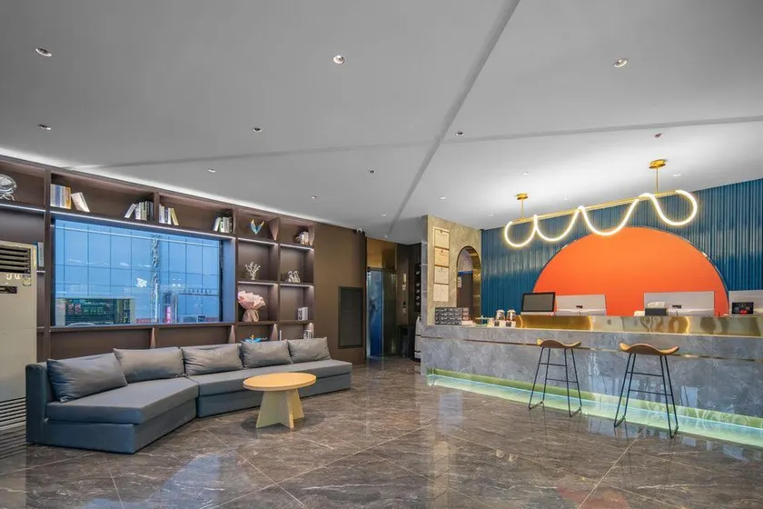 Grey Whale Smart Hotel (Boye Bus Station) - Image 1
