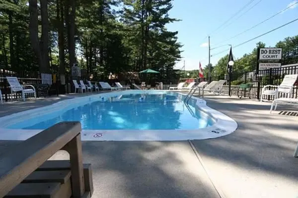 Do-Rest Court - Image 1