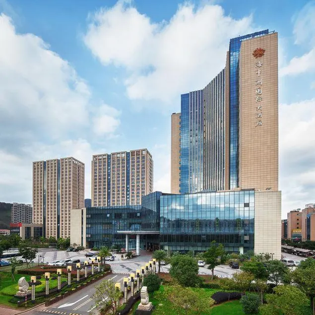 Haizhongzhou International Hotel Apartment Building - Image 1
