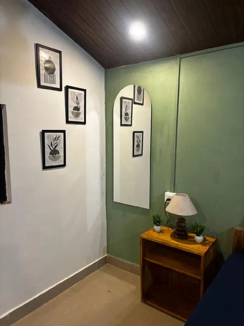 ABSOLUTE PARADISE - Image 1