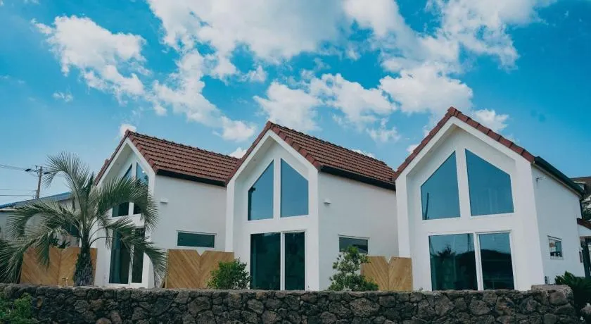 Sodara Tiny House - Image 1