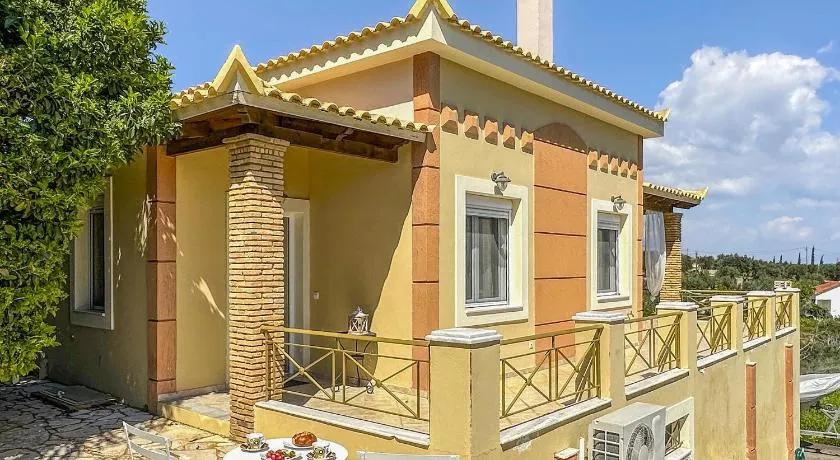 Beautiful Home In Koroni - Image 1
