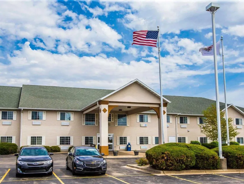 COMFORT INN - Image 1