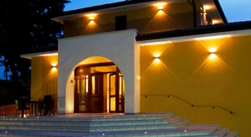 Villa Del Poeta - Image 1