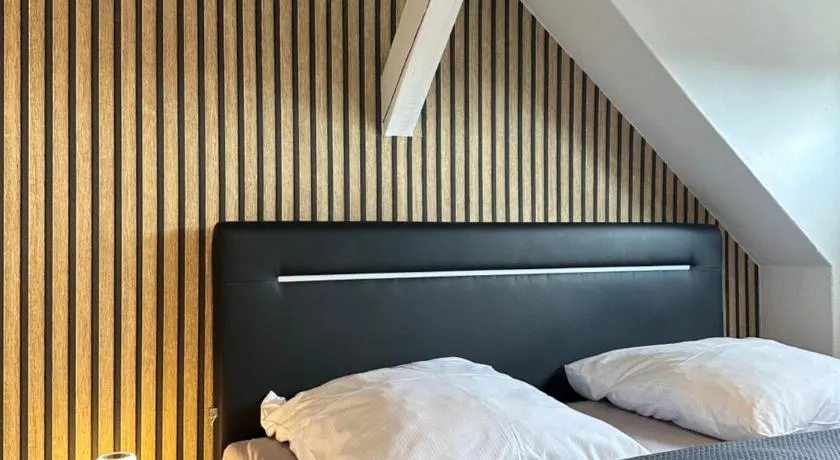 Erholsame City-Erdgeschosswohnung mit Veranda, Grill und Parkplatz D46EG - Image 1