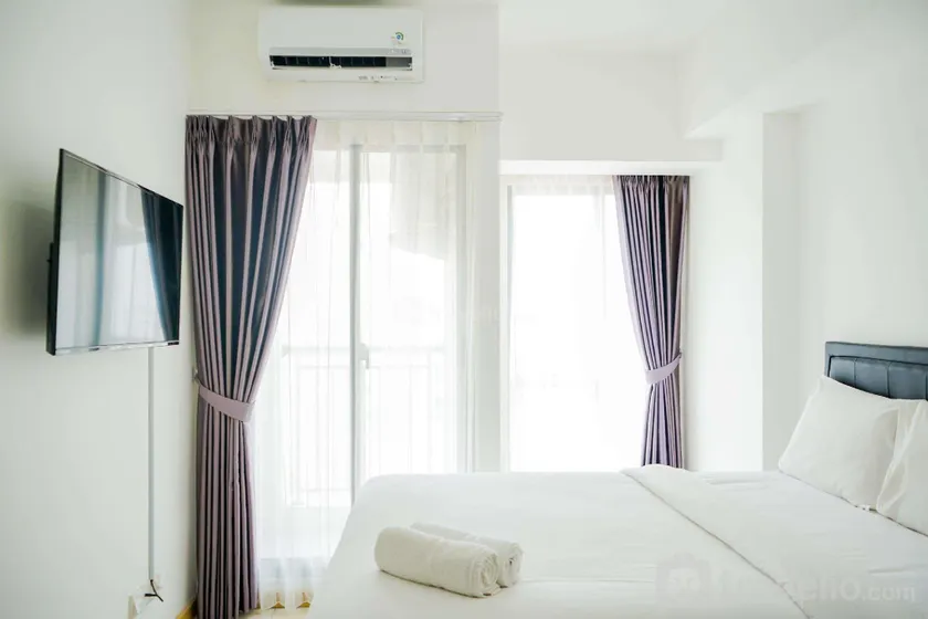 Lovely Studio Apartment M-Town Residence near Summarecon Mall By Travelio - Image 1