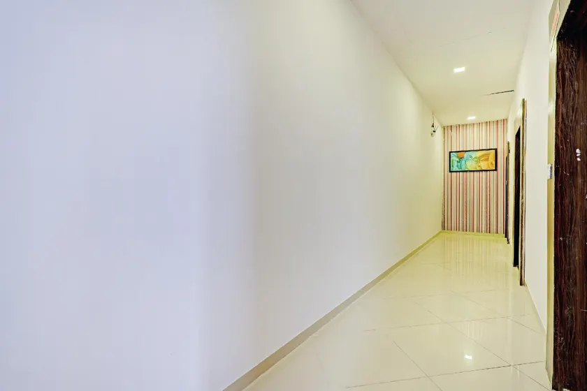 Hotel O Crystal Residency - Image 1