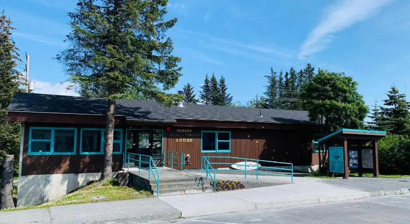 Seward Adventure Lodge - Image 1