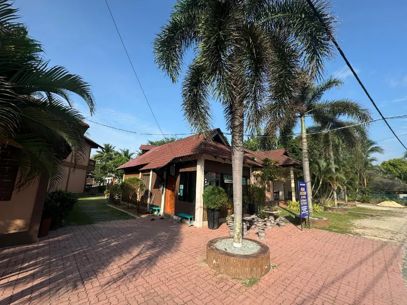 Mersing Beach Resort - Image 1