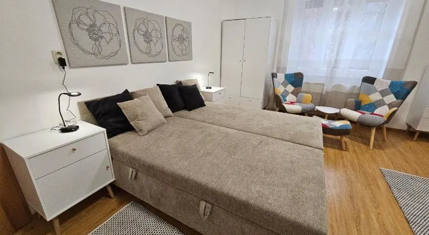 Harmonia Budget apartman - Image 1