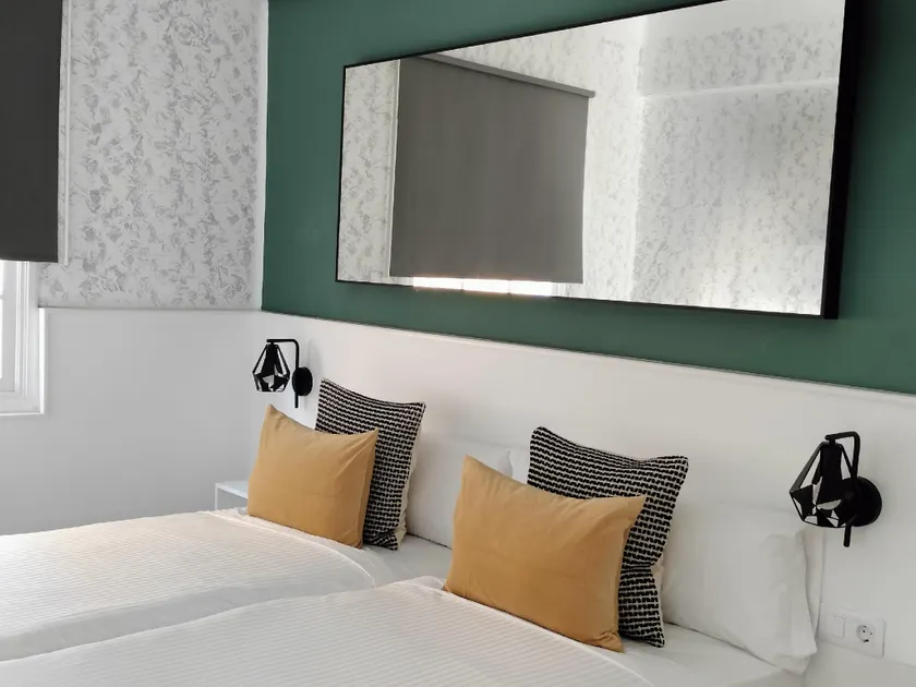 Room27- city center - Image 1