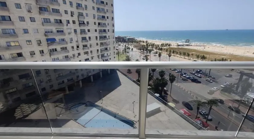 סוויטת פאר מול הים - Image 1