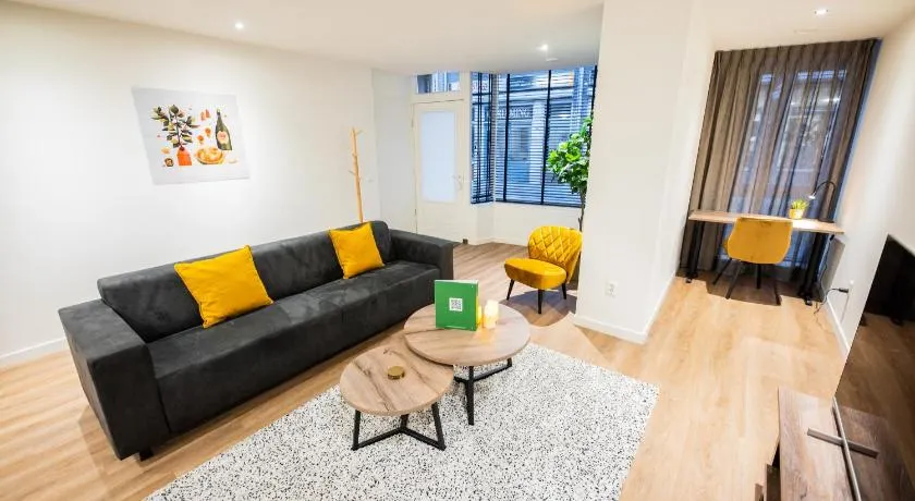 Great 95m2 Two-Bedroom Apartment - WE39 - Image 1