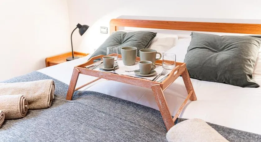 [CANTU-COMO] WiFi, Design & Relax - Image 1