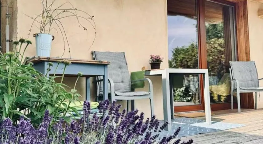 Small house with a garden in the heart of Slavkov - Image 1