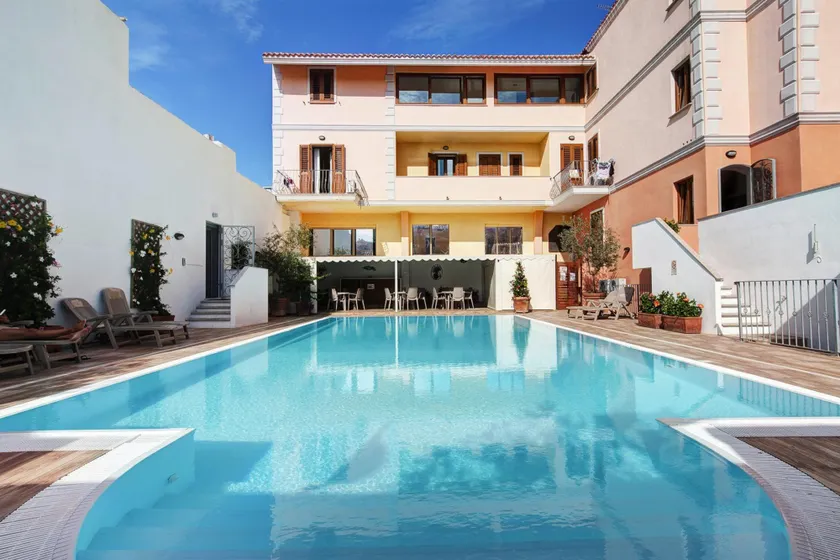 Apartment in Santa Teresa Gallura - Image 1